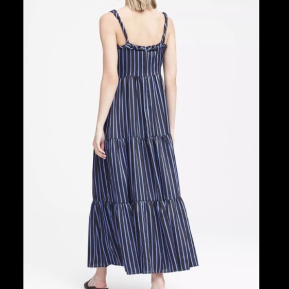 Banana Republic knotted striped maxi dress - Picture 4 of 11